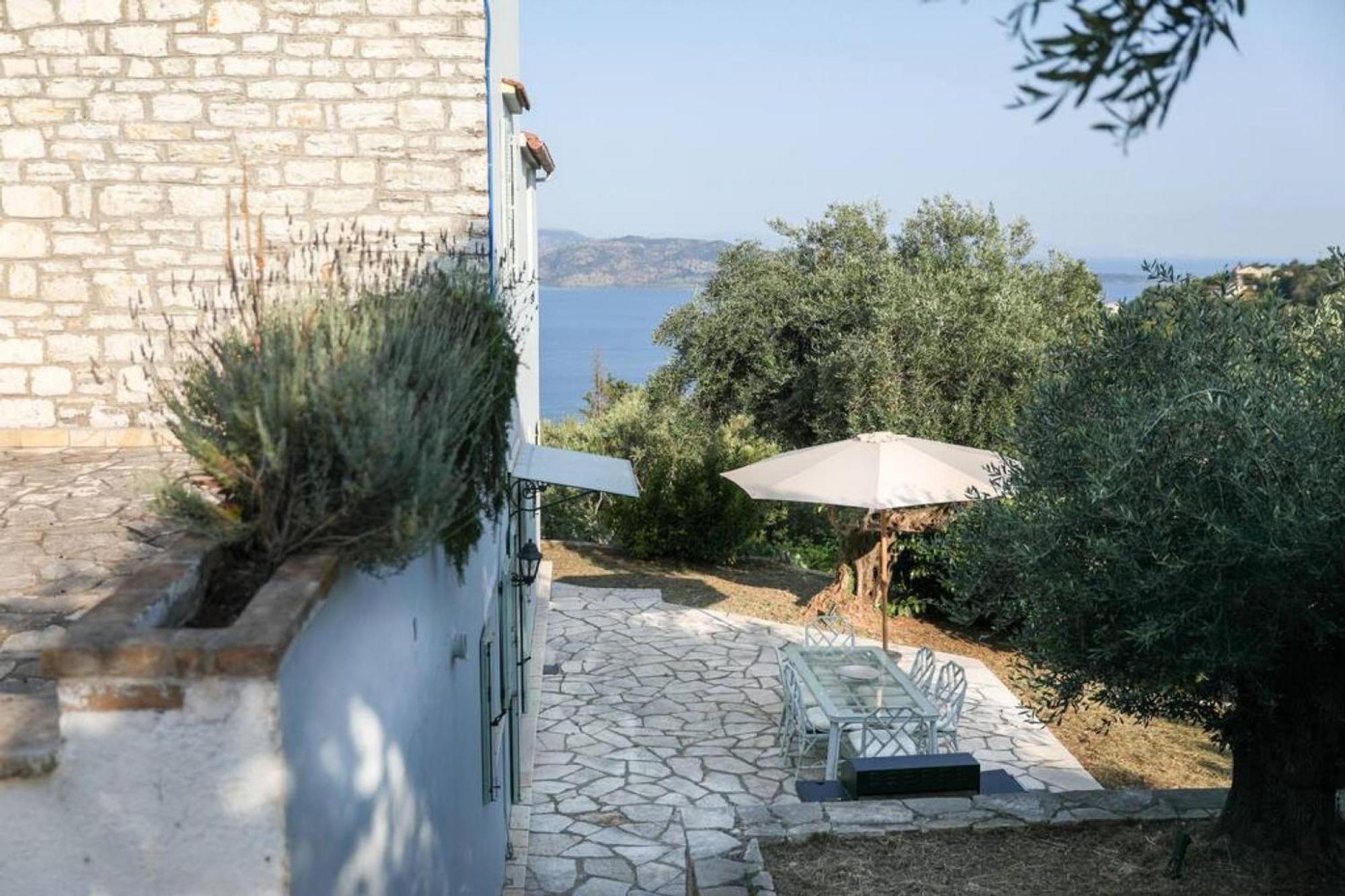 Sinies Stone Cottage - Ne Corfu Agnítsini Exterior photo