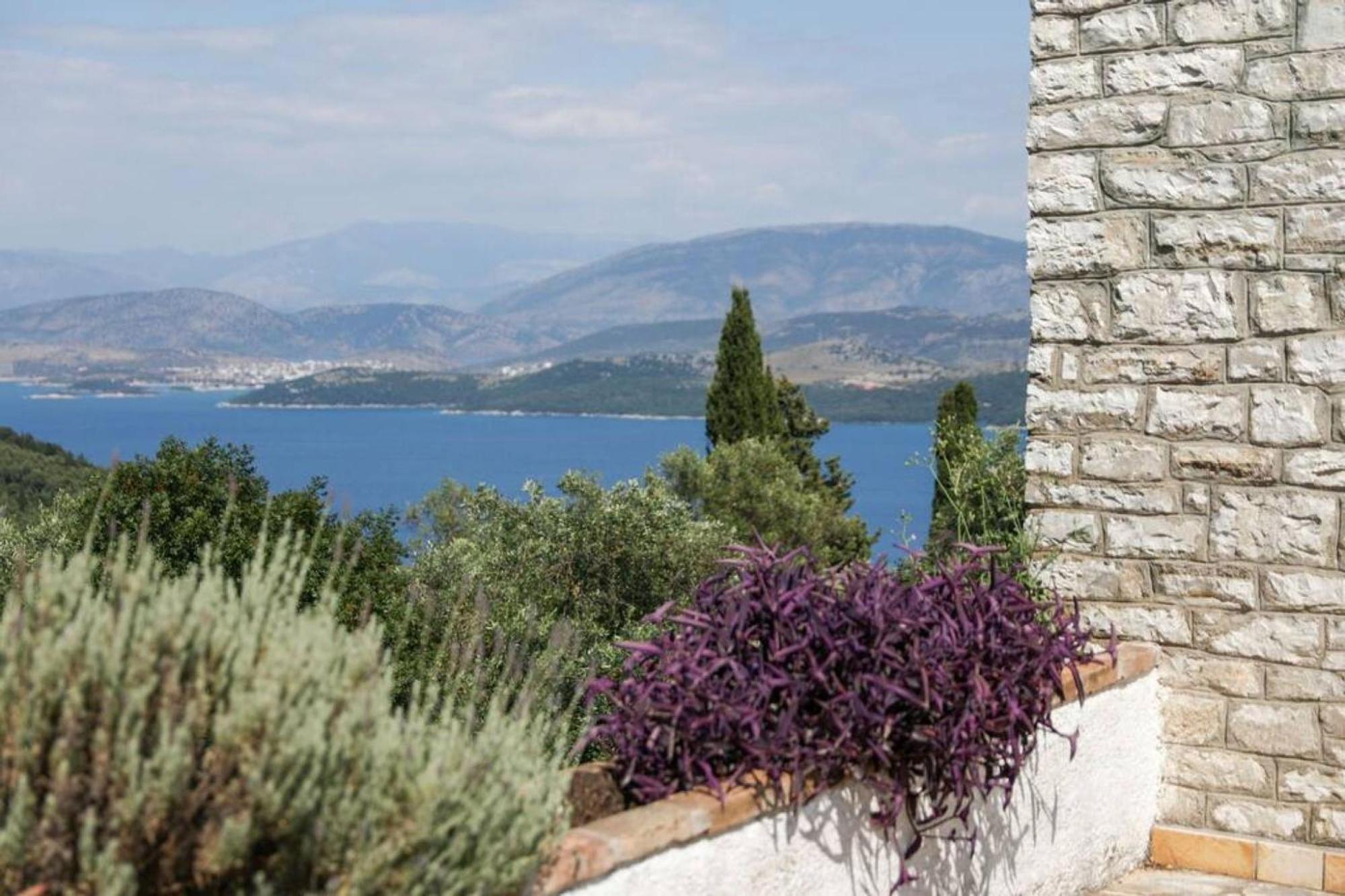 Sinies Stone Cottage - Ne Corfu Agnítsini Exterior photo